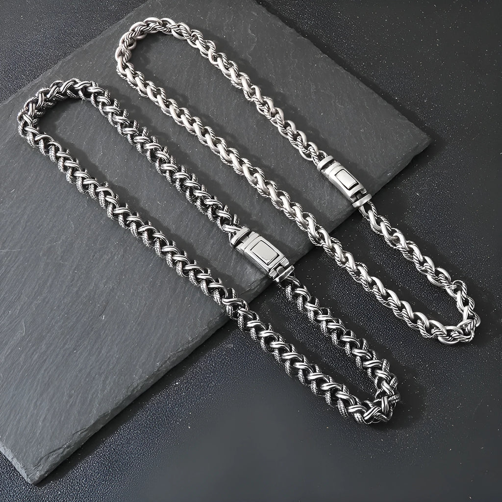 Men's titanium steel keel chain necklace in antique silver with large hemp flowers links