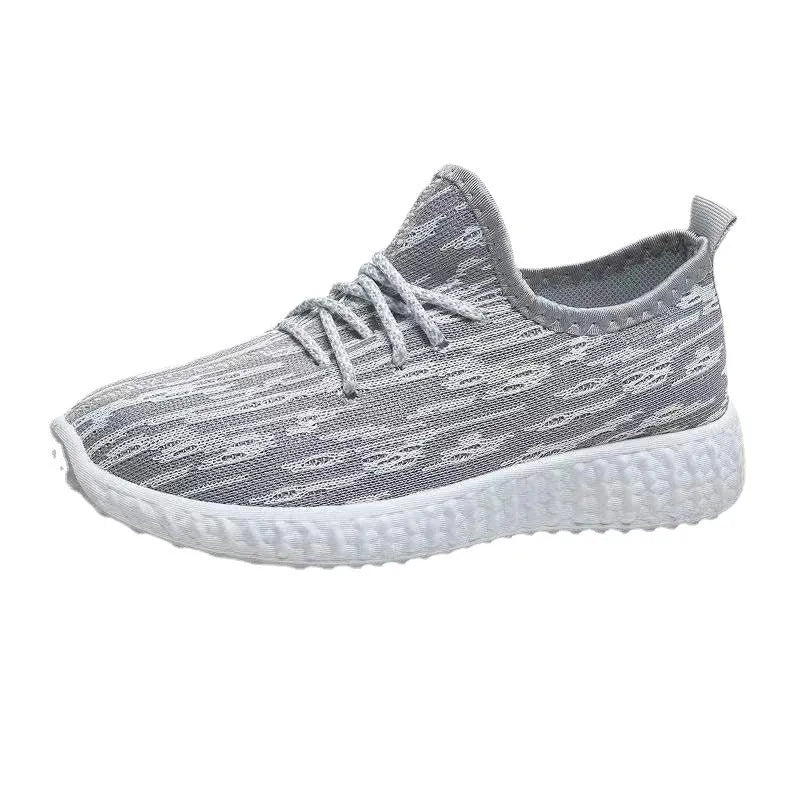 Quick-drying breathable striped sports shoes with composite sole and pointed toe, available in multiple colours.