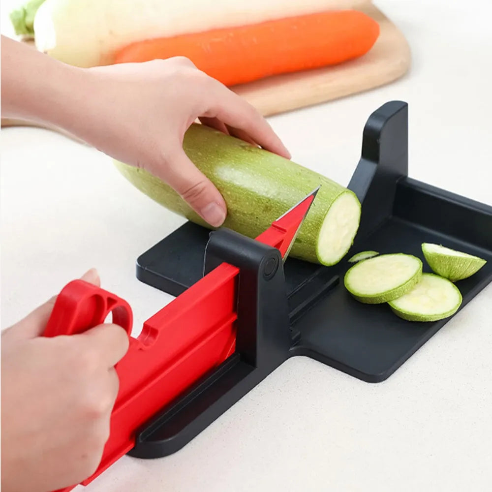 Green or red vegetable cutting machine with stainless steel blades for carrots and potatoes