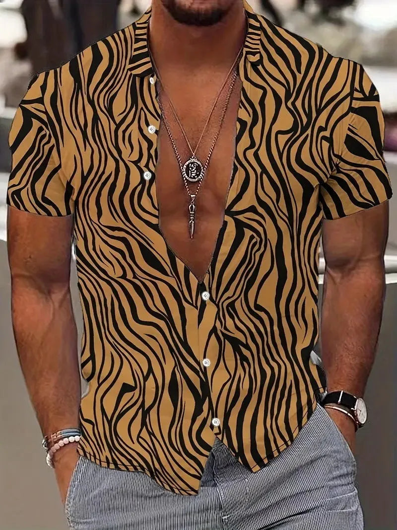Men's slim-fit short-sleeve shirt with a geometric line pattern printed on the lapel.