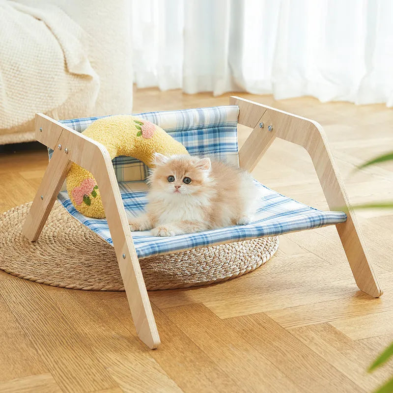 Wooden elevated cat beach chair bed with cloth cushion in blue or green colour