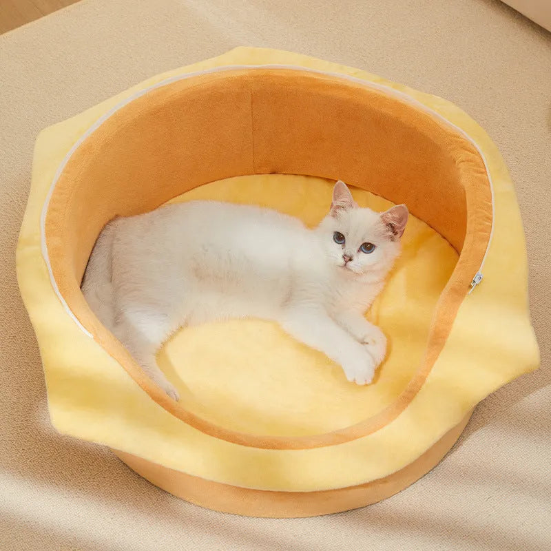 M size removable roof cat kennel showing winter and summer configurations for indoor and outdoor feline housing