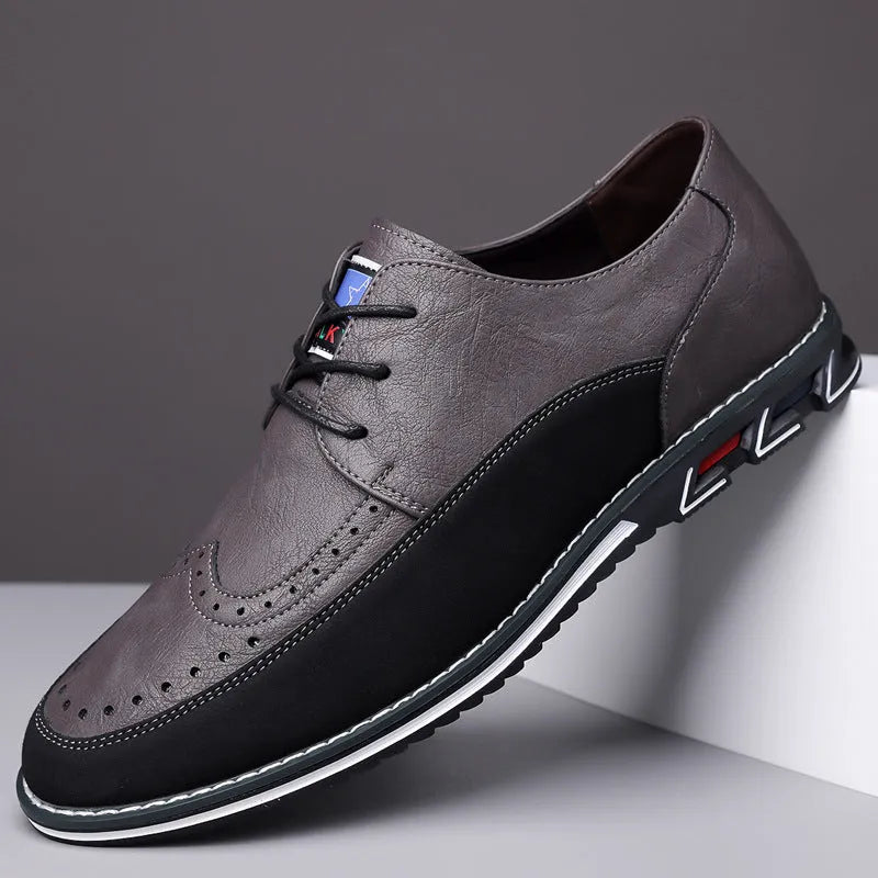 Men's black casual leather shoes with a rubber sole and leather toe cap.