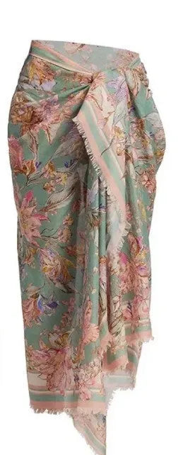 Women's creamy white floral print bikini set with detachable skirt for swimming