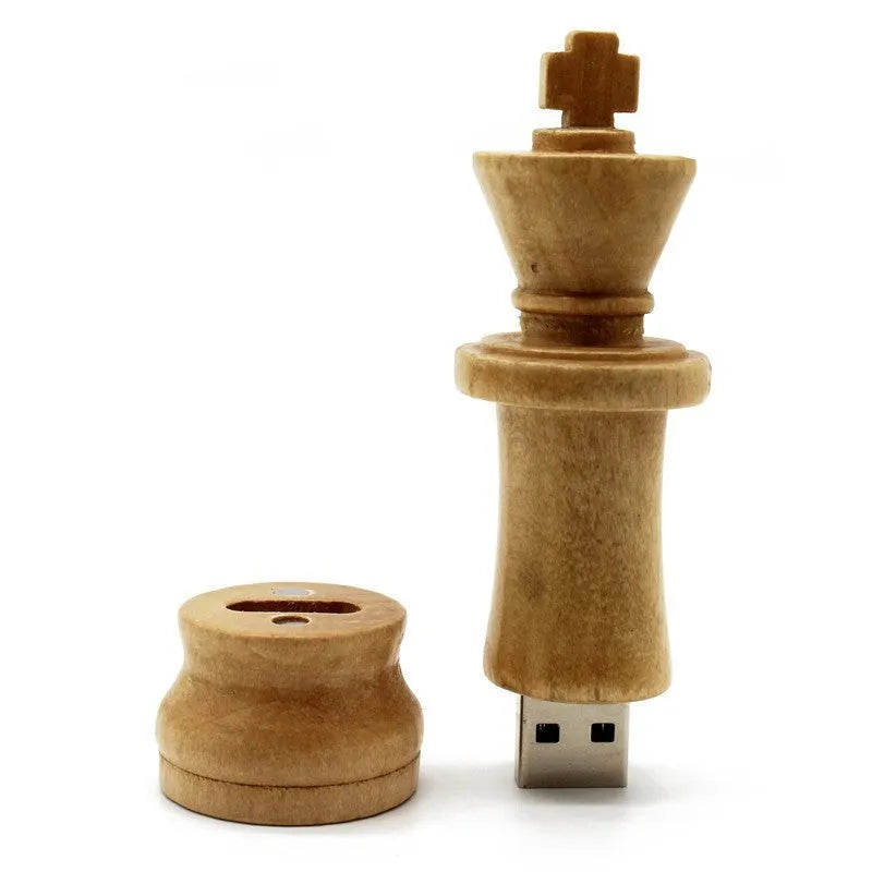 Wooden chess king USB 2.0 flash drive in beige colour with chess piece design