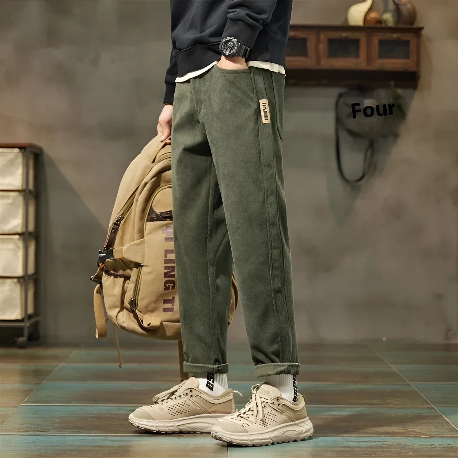 Corduroy men's casual straight-leg trousers in solid colour with mid-waist rise and zipper fly
