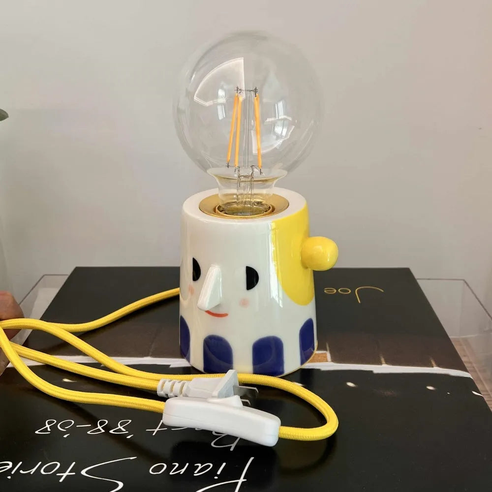Handmade ceramic table lamp with ball headlight finish for bedside decoration