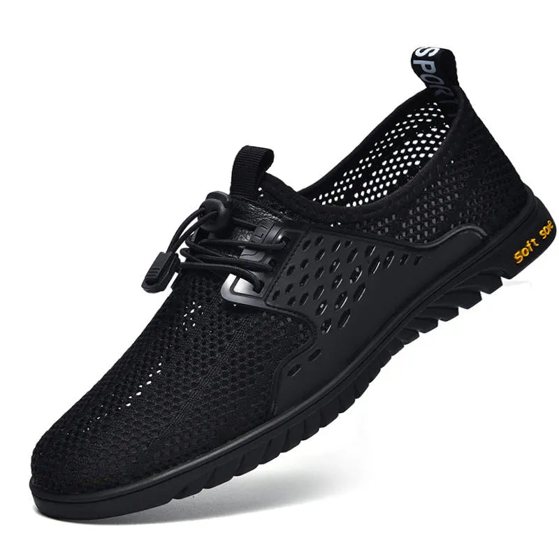 Men's casual shoes with mesh upper and elastic band closure in three colour options