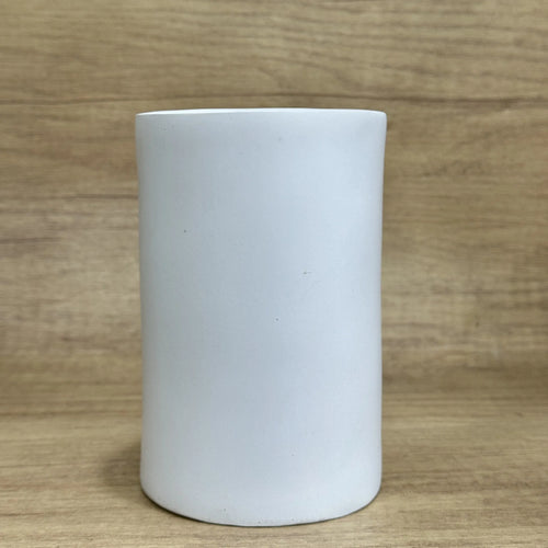 American style decorative resin tissue box with creative crafts design measuring 8.5 by 14.6 cm