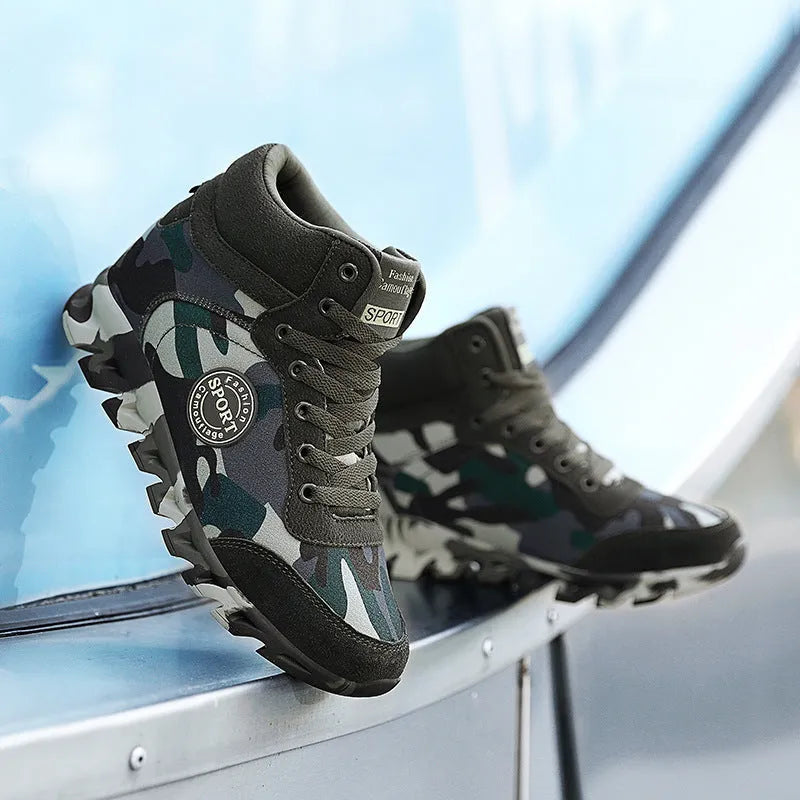 Green camouflage pattern women's canvas sneakers with rubber sole on a white background.