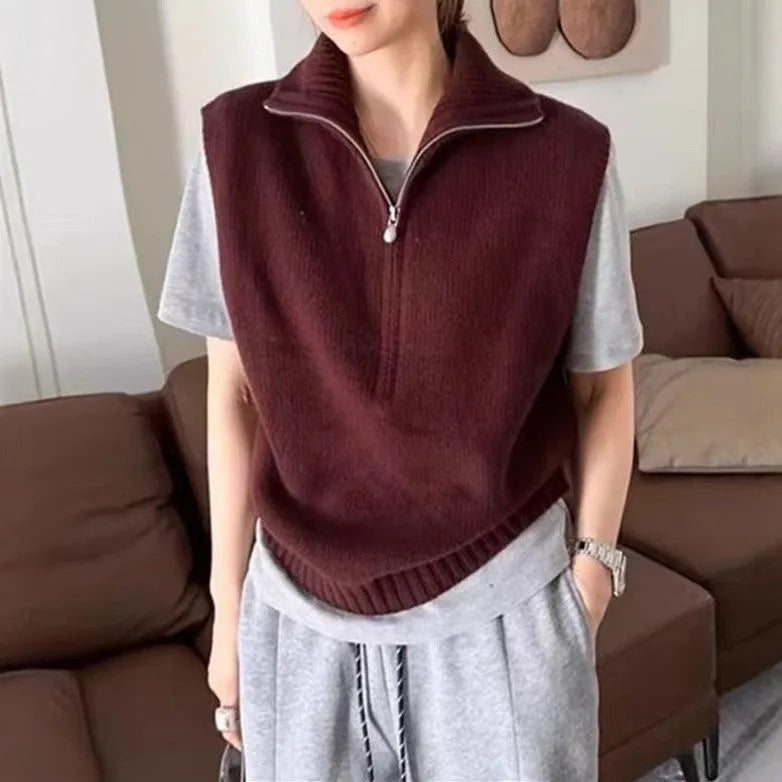 Retro half zipper sleeveless knit vest in polyester mesh with 3D pattern texture