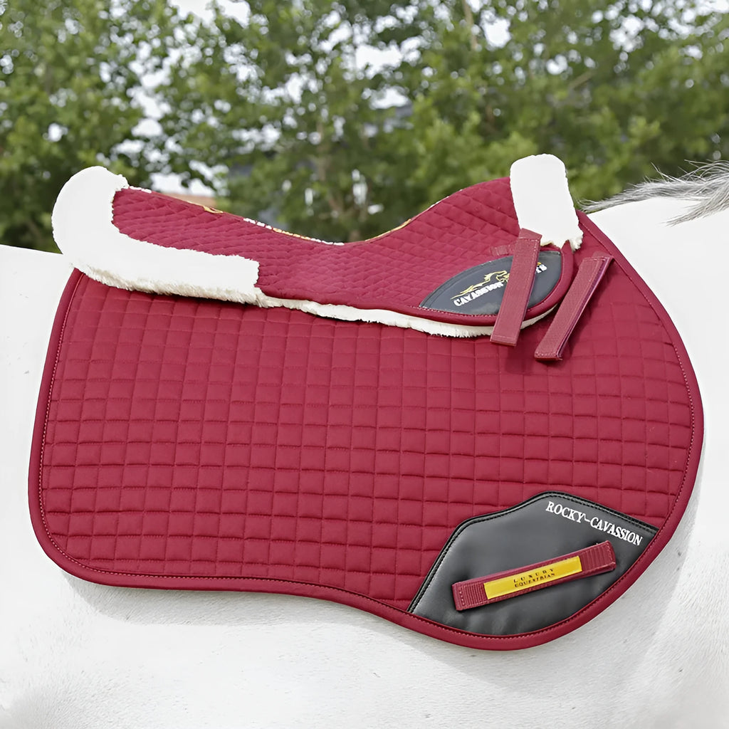 Wool riding shock absorption pad for waist protection in equestrian and cycling sports