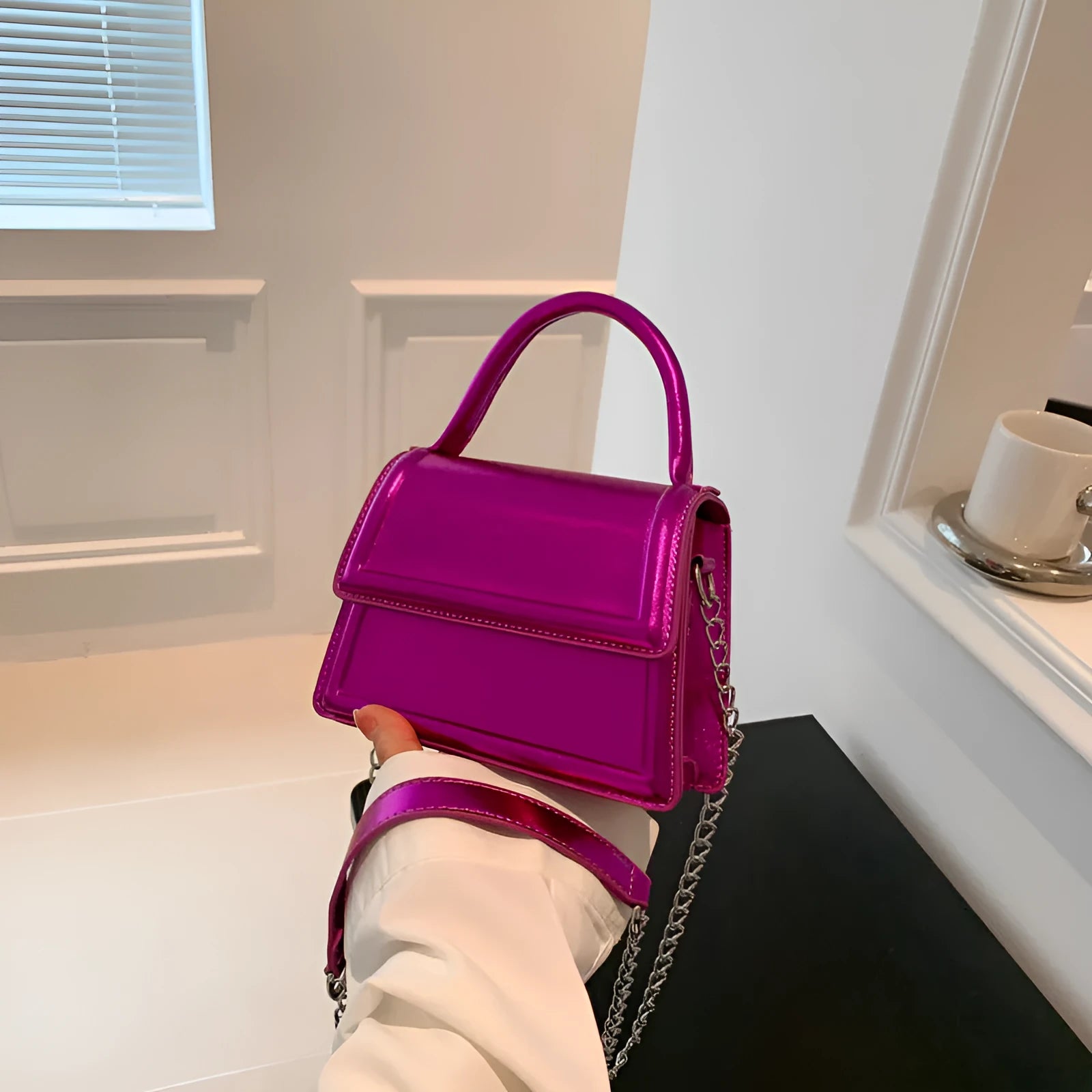 PU retro crossbody bag with horizontal square shape and sewing line details