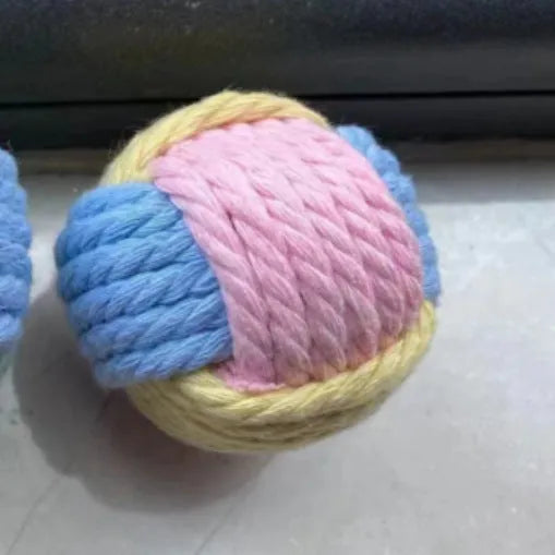 Handmade soft cotton plush ball cat toy for teeth grinding, 5cm diameter
