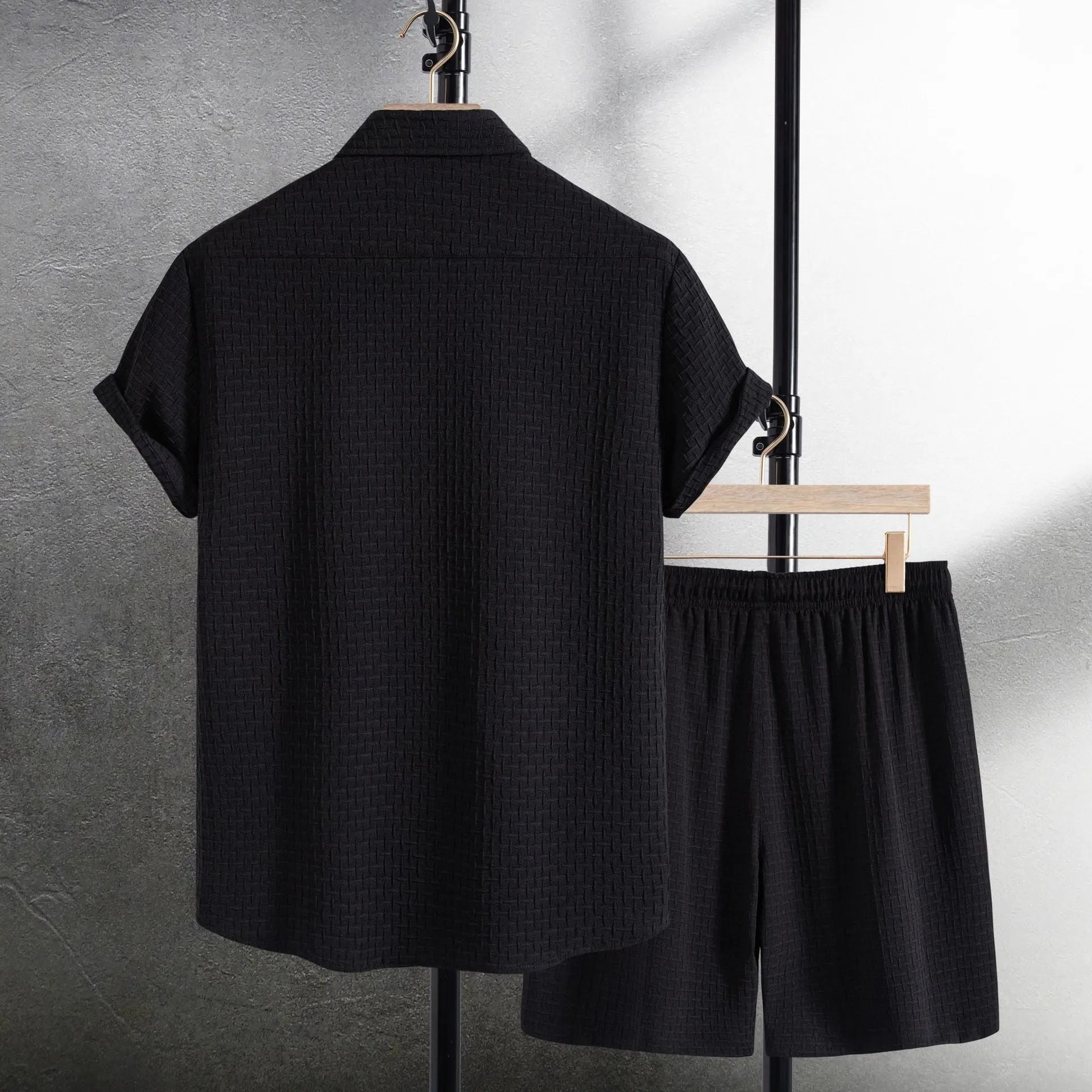 Men's beach shorts suit with matching short sleeve shirt and shorts in cotton blend fabric