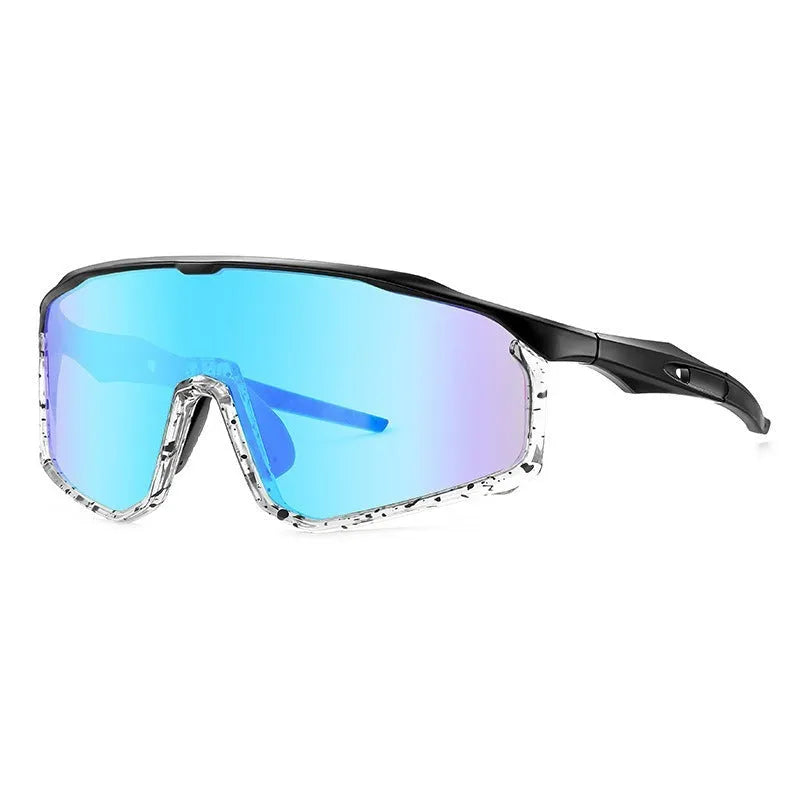 Mountaineering goggles with colourful lenses and full frame design for climbing and hiking