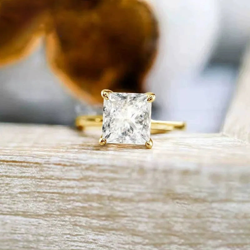 925 silver geometric ring with zirconium details in silver, gold, and rose gold finishes