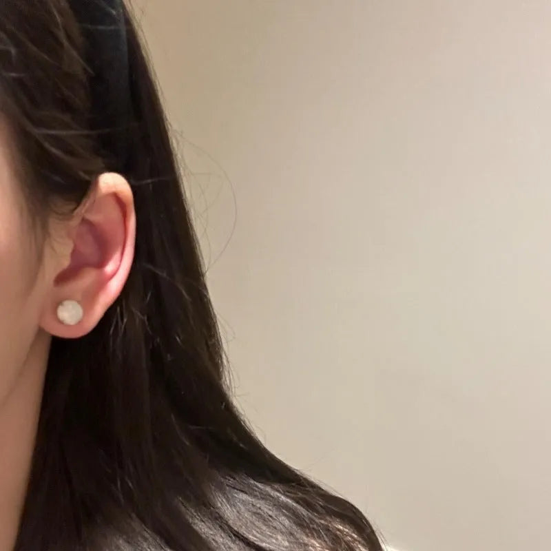 Chinese style retro chalcedony stud earrings with four-claw settings in three colour options