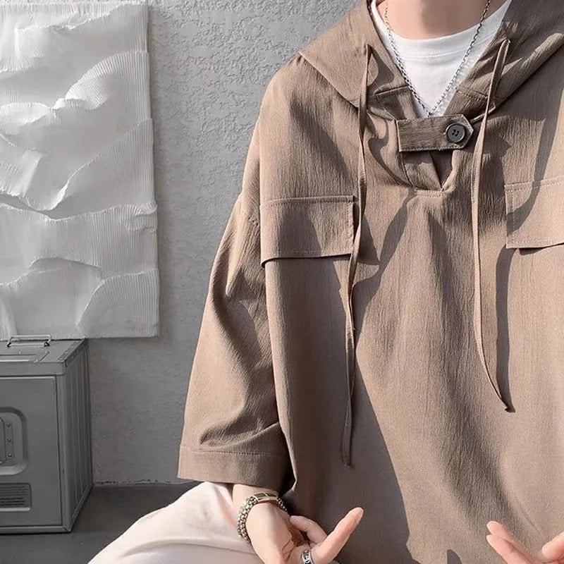 Men's hooded short sleeve T-shirt in polyester fabric for summer wear