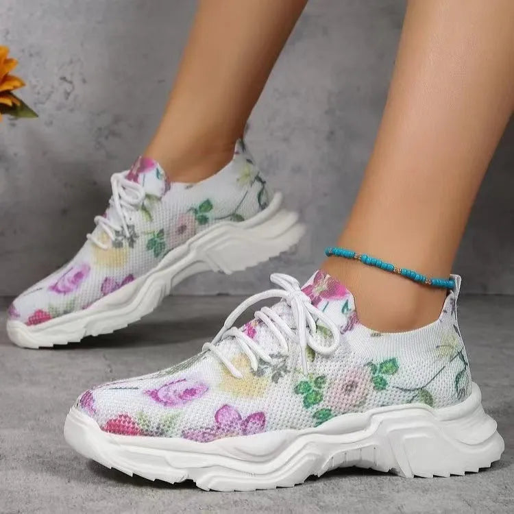 Flyknit slip-on light running shoes with 3D printed flowers, breathable mesh upper, flat heel, available in multiple colours