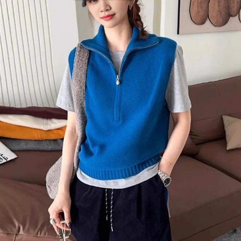 Retro half zipper sleeveless knit vest in polyester mesh with 3D pattern texture
