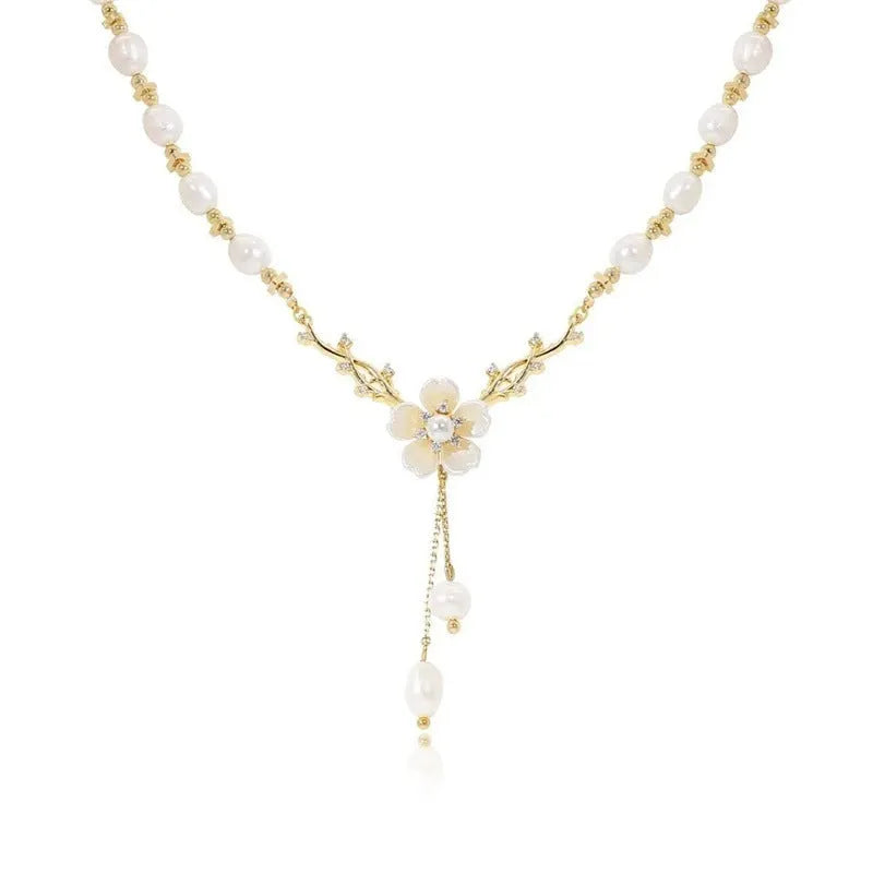 Women's alloy pearl chain necklace with rose and floral design elements in pearl flower colour