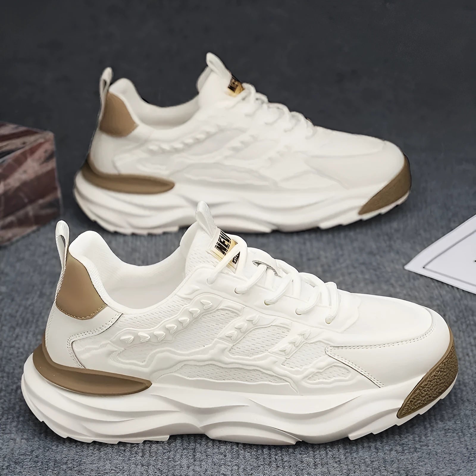 Men's white and black breathable mesh shoes with round toe design for leisure wear