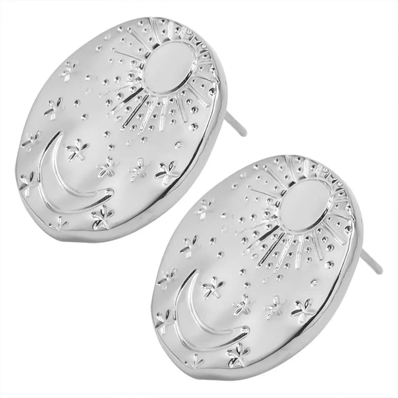 304 stainless steel geometric shell stud earrings in gold or silver electroplated finish