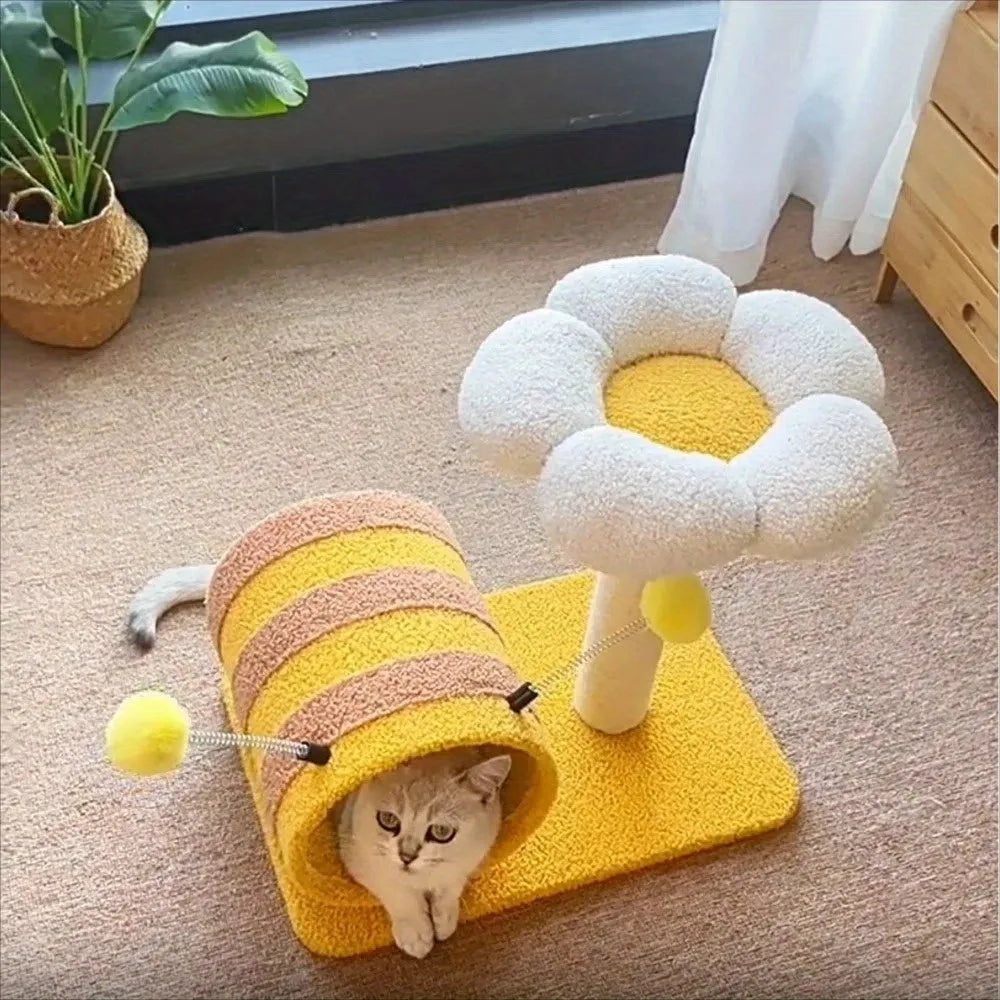 Yellow bee-themed cat climbing frame with sisal scratching boards and tunnel, dimensions 46x36x25cm