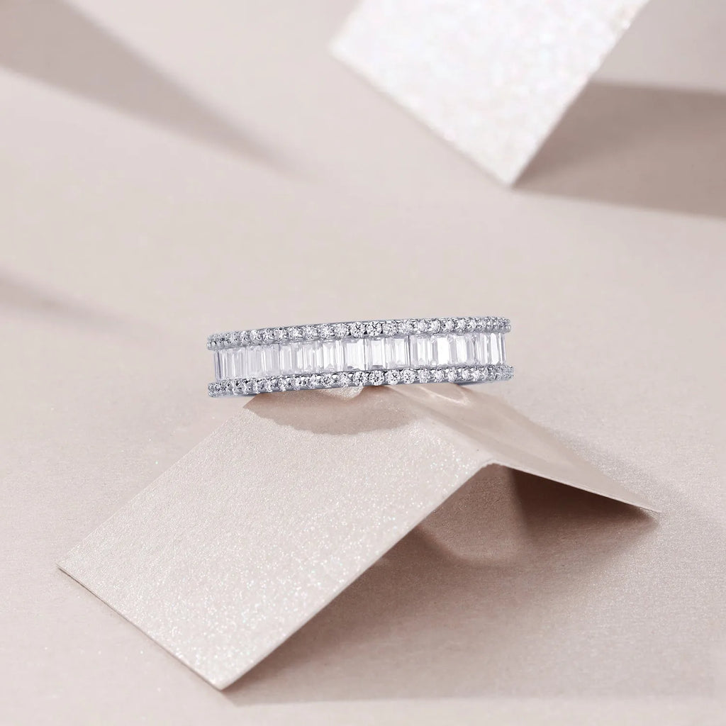 Studded With Stars moissanite wedding ring set on S925 silver platinum-plated band in gift box