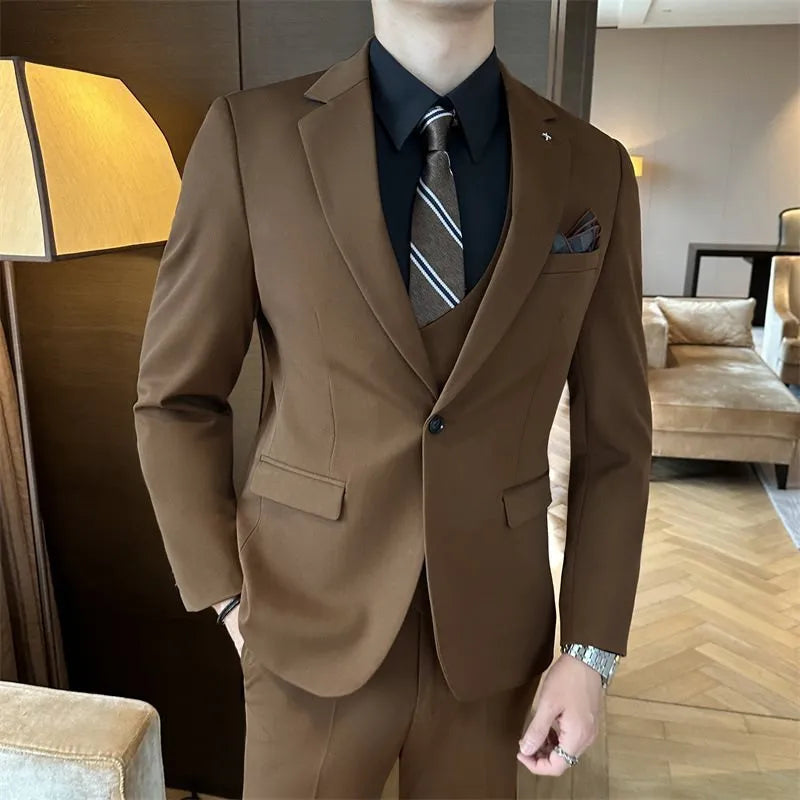 Men's dark green slim fit business suit with structured blazer and trousers