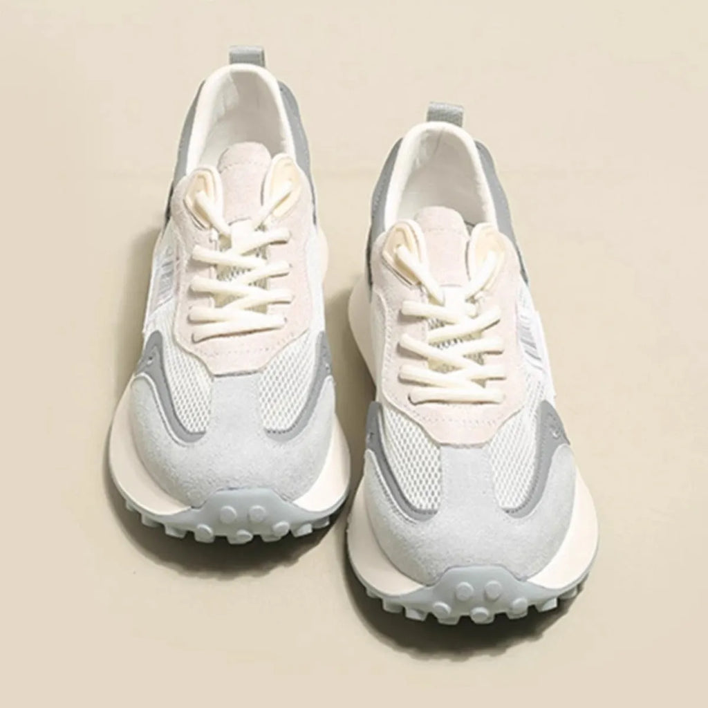 Women's grey and pink retro sneakers with mesh lining and rubber sole in low-top design