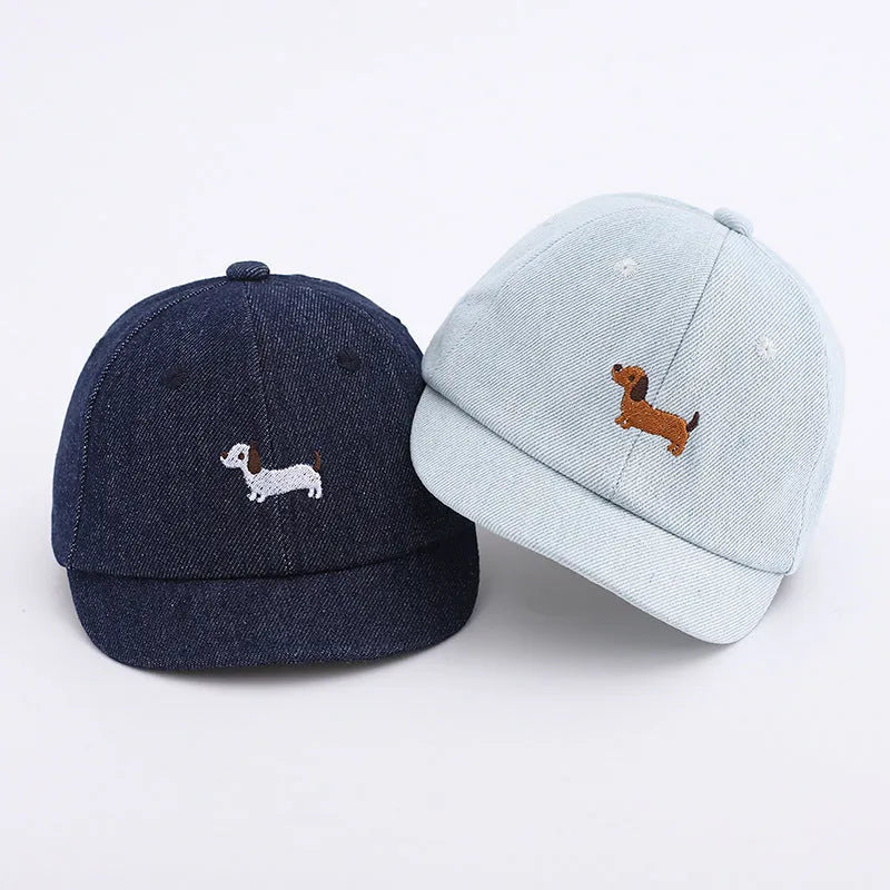 Babies denim baseball cap with puppy print in light blue, dome crown, 48cm size