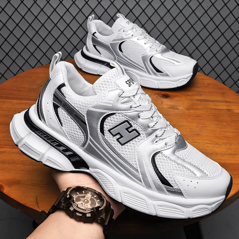 Men's solid colour mesh running shoes with plastic sole in sizes 39-45