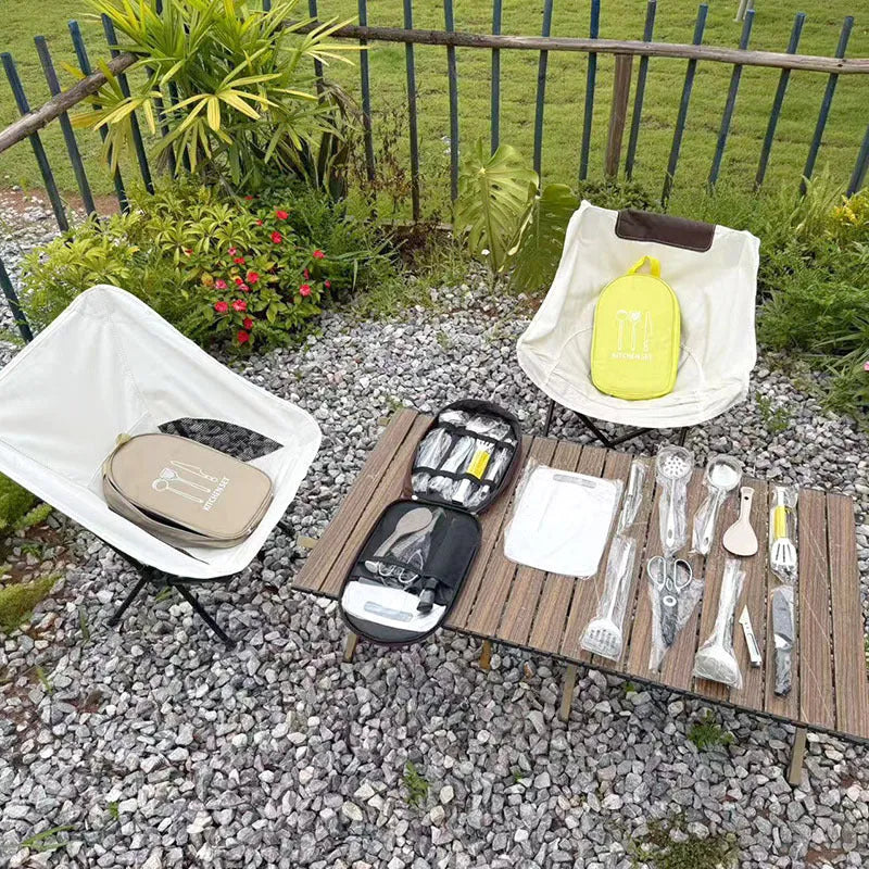 Portable picnic kitchenware storage bag containing 12-piece stainless steel cutlery set