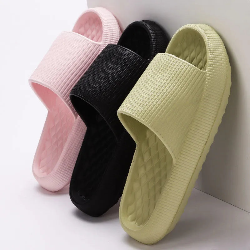 Women's solid colour EVA slippers with rhombus stripe pattern and anti-slip sole, pink colour