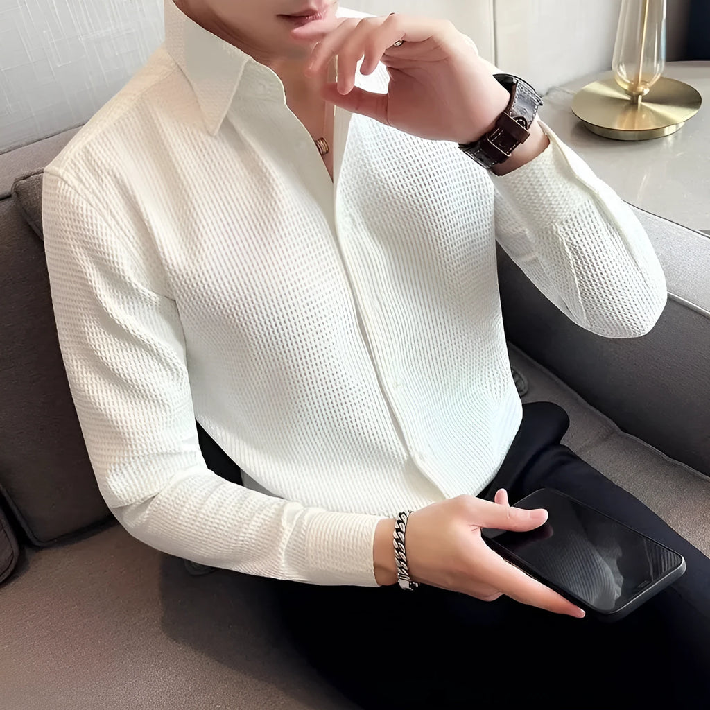 Men's long-sleeved solid colour polyester business shirt in white, black, green for spring autumn office wear