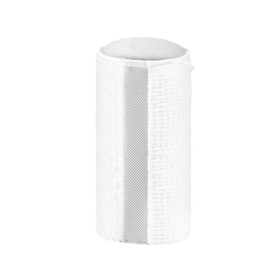 Shoe washing bag made of polyester in white colour, anti-deformation design for machine washing