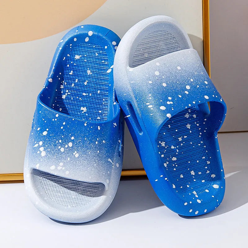 Gradient colour children's PVC summer slippers with non-slip soles in multiple size options