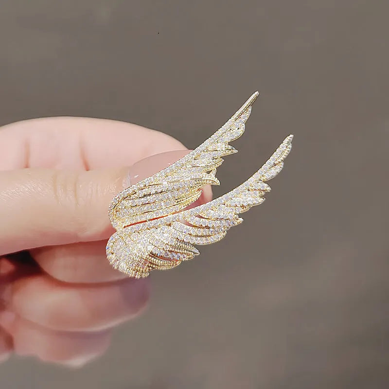 Alloy brooch in natural flower shape with electroplated finish, featuring adjustable and anti-exposure pin closure for women's coats and suits.
