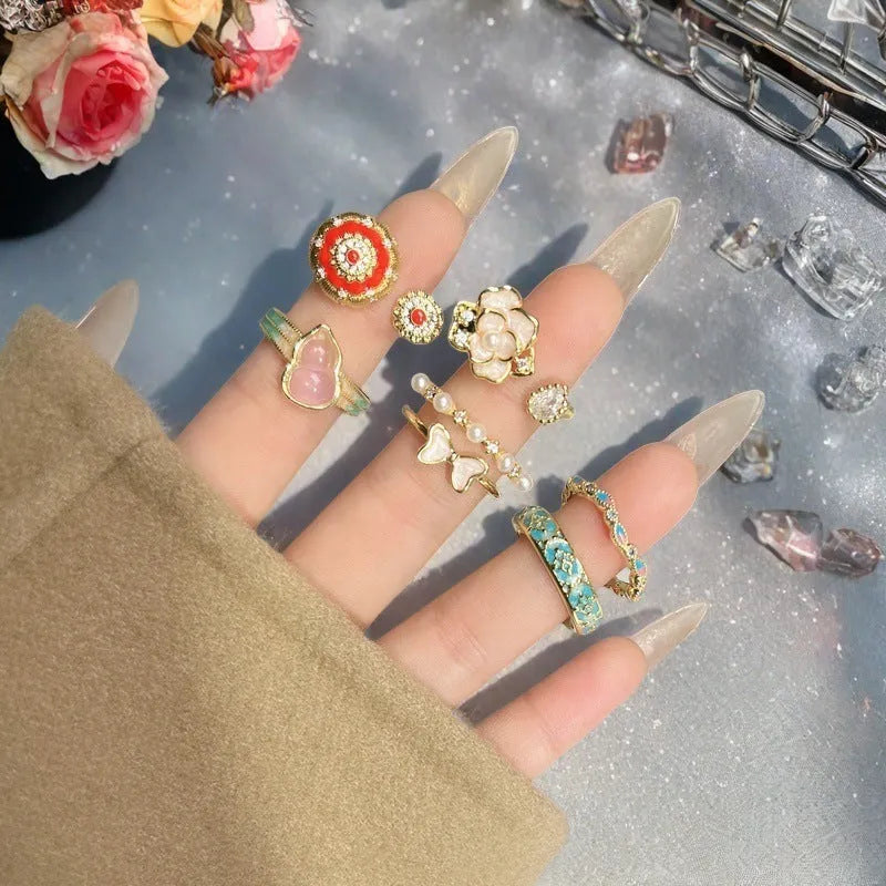 Adjustable vintage gourd ring with hand-painted oil drip finish and inlaid zircon stones