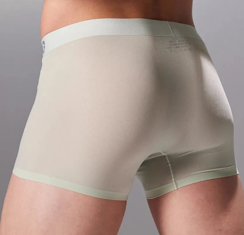 Men's lightweight seamless fitness shorts in black, blue, green, or silver on a size chart