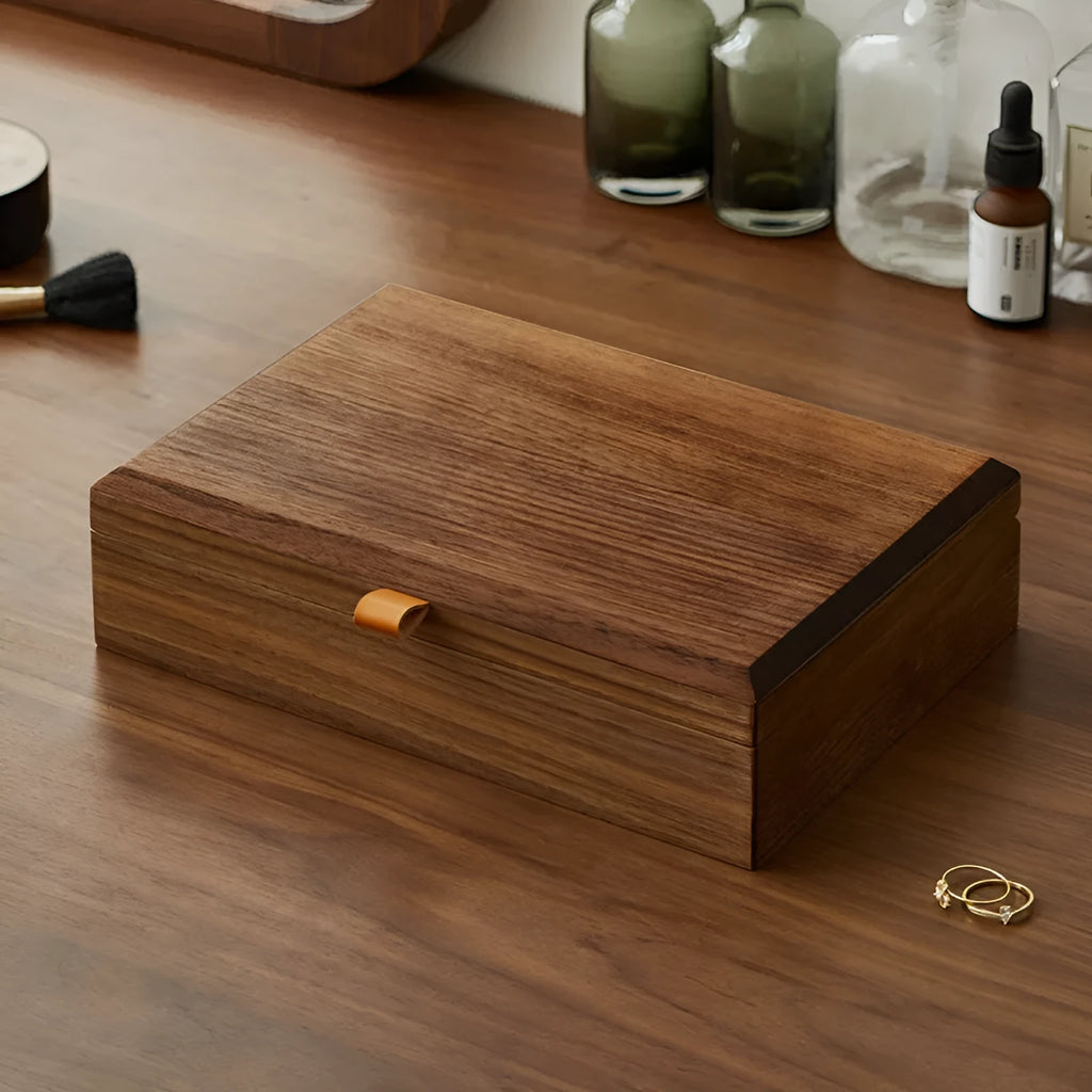 Large capacity household walnut jewellery box in retro style for storing necklaces rings earrings and bracelets