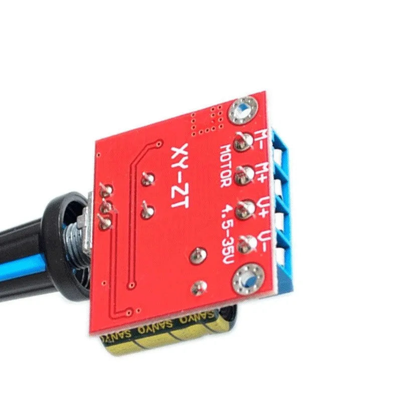 PWM DC motor speed controller with potentiometer knob for 4.5V-35V motors up to 90W