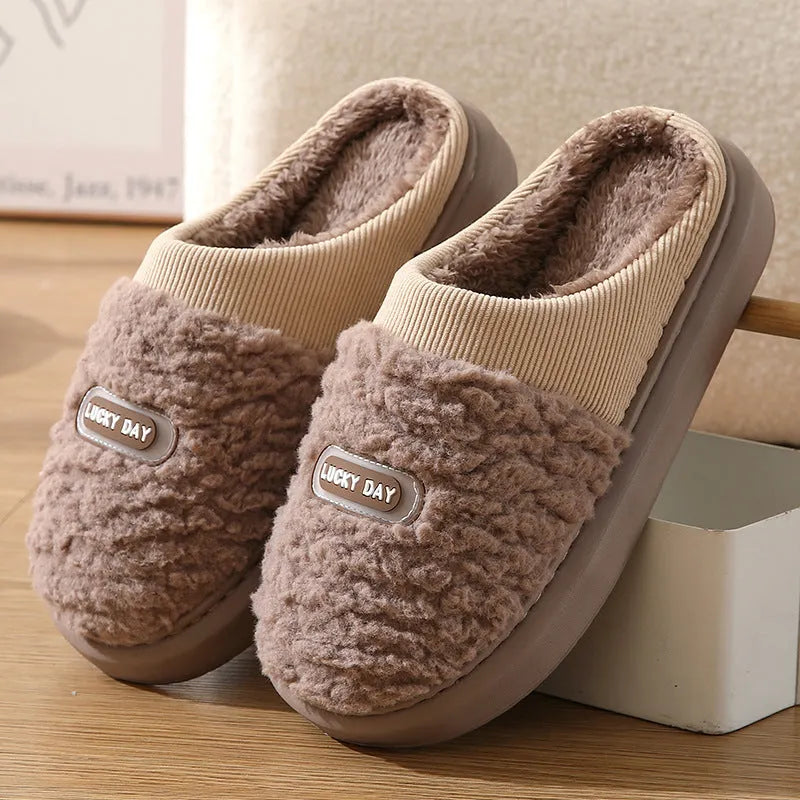 Men's plaid pattern winter slippers with toe holder design in brown, grey and coffee colours