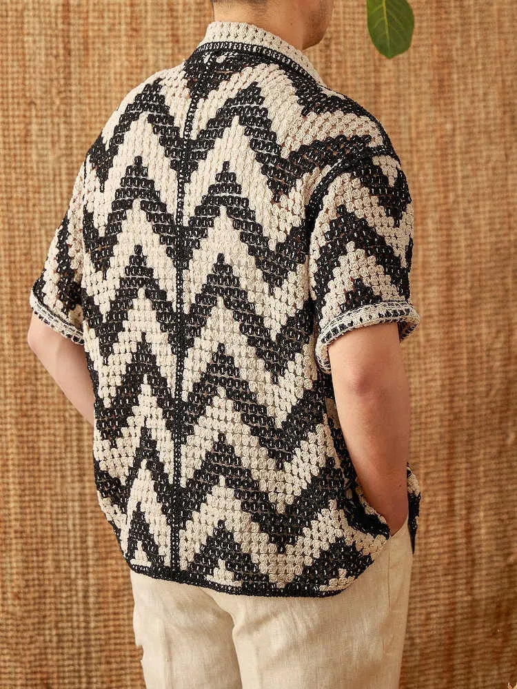 Beach knitted short-sleeved cardigan in black, loose casual top with lapel collar