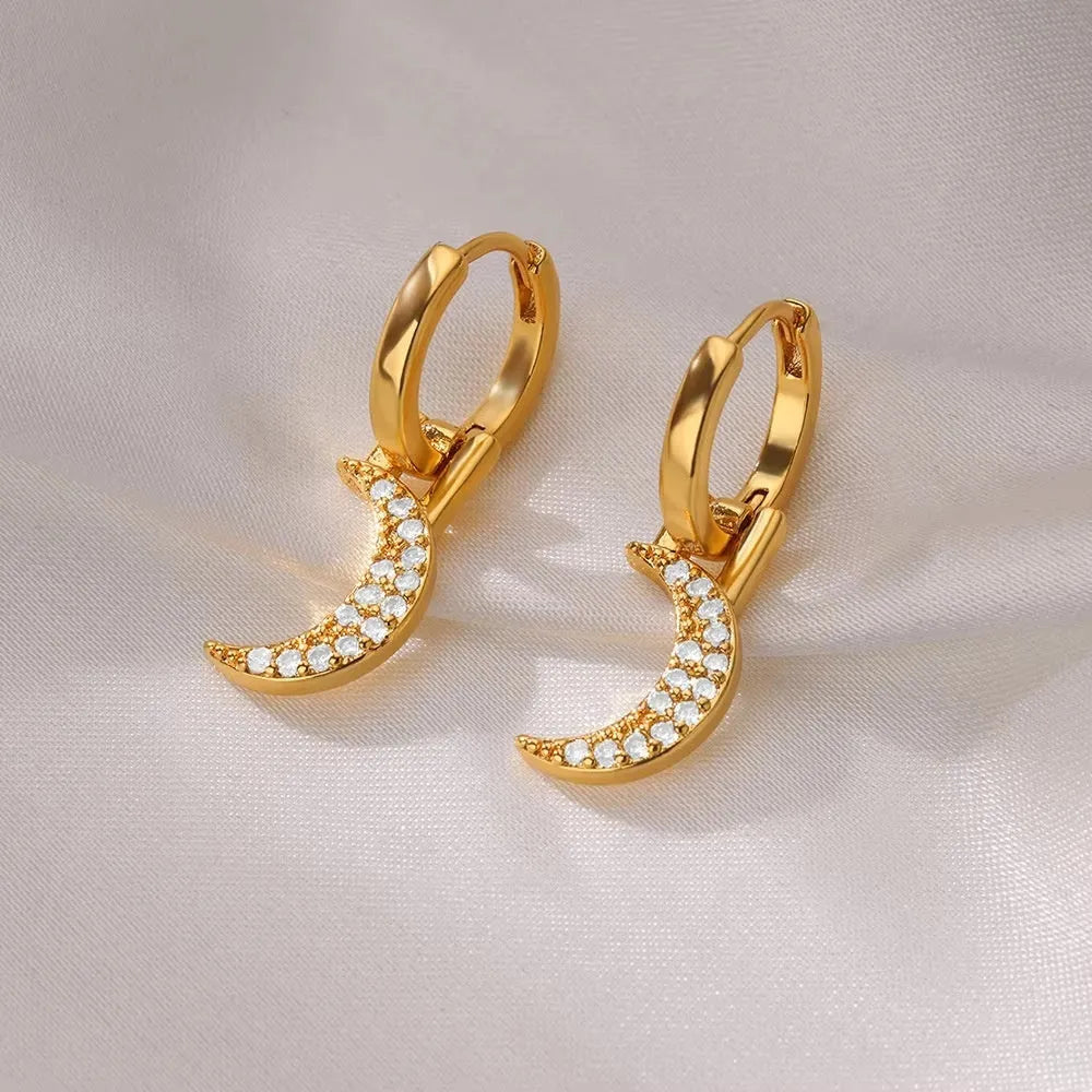 Women's geometric butterfly earrings with heart, bow and star shapes in copper with diamond finish