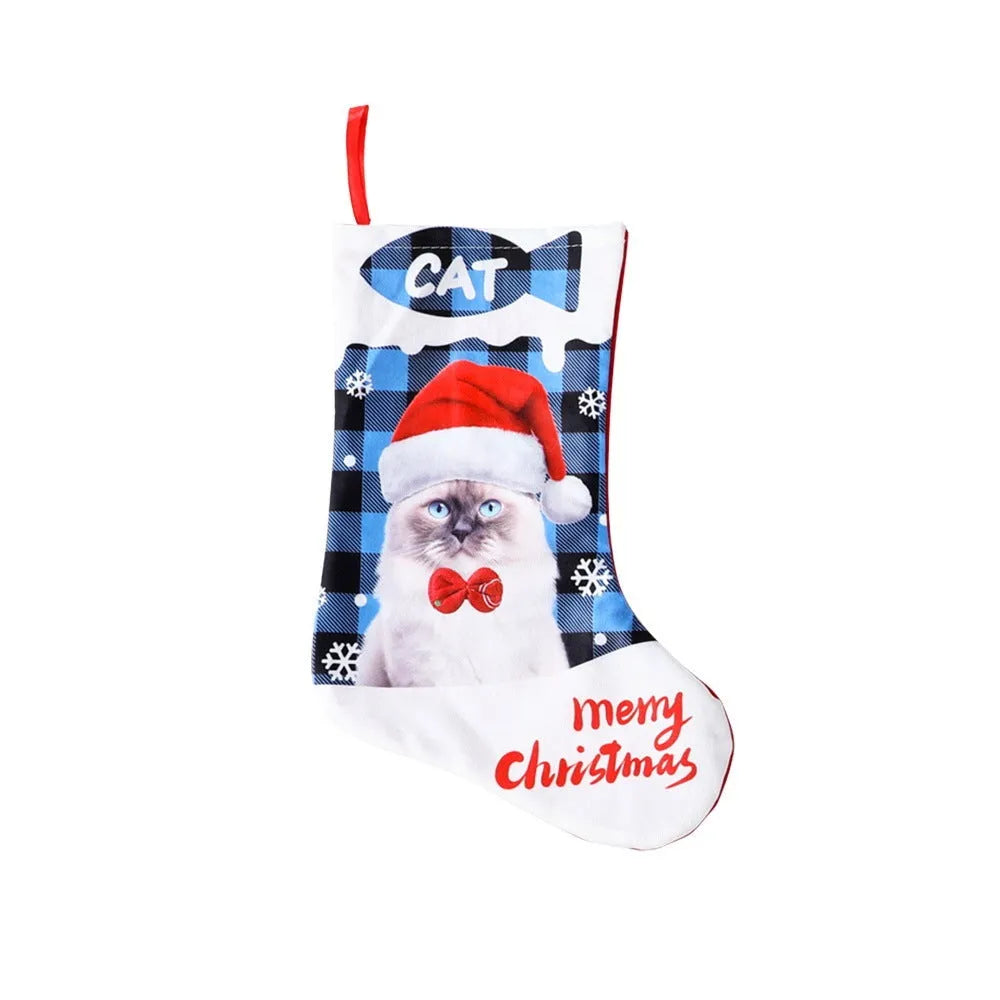 Printed cloth Christmas banner with plaid puppy and cat patterns measuring 26x36cm