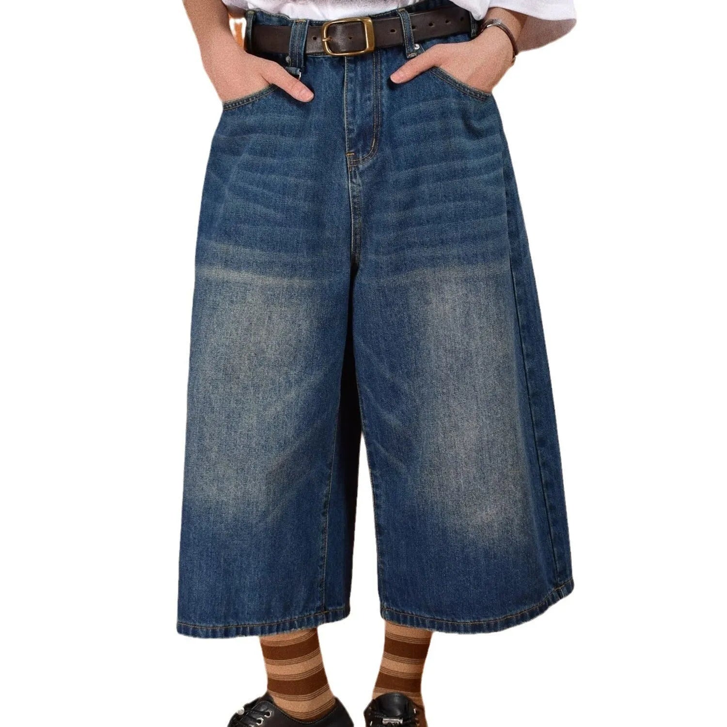 Men's loose straight cut jeans shorts in true ran denim fabric for summer wear