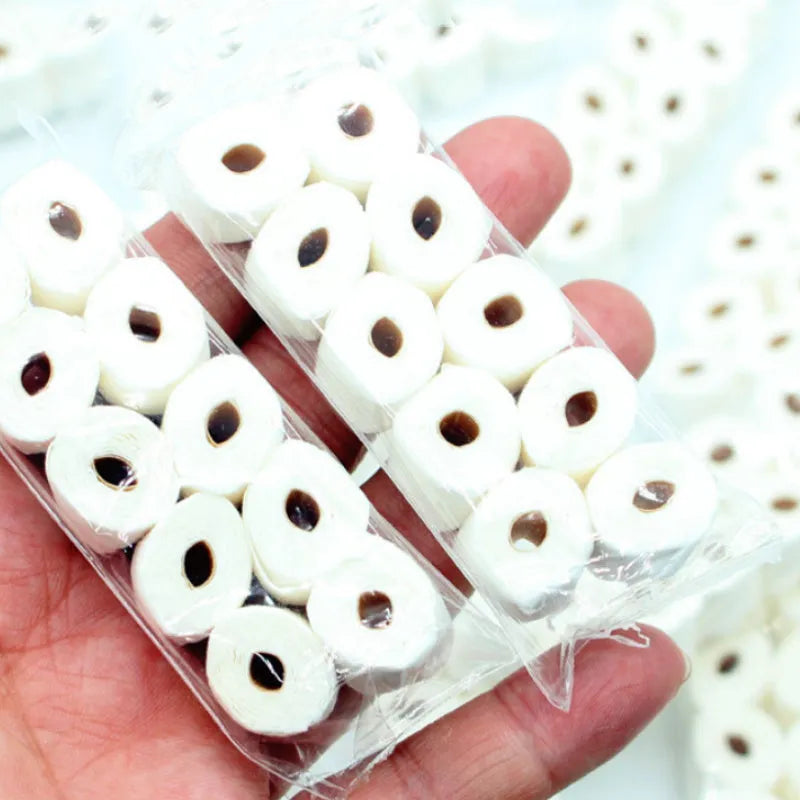Simulated paper tissue roll model measuring 30x15x80mm for children's play